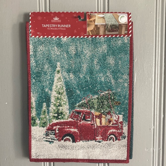 NWT Beautiful Holiday Red Farm Truck Christmas Tapestry Table Runner 70x13 - Picture 3 of 17